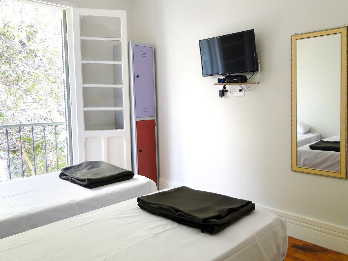 Jardins Village Hostel - Unidade Pinheiros サンパウロ エクステリア 写真