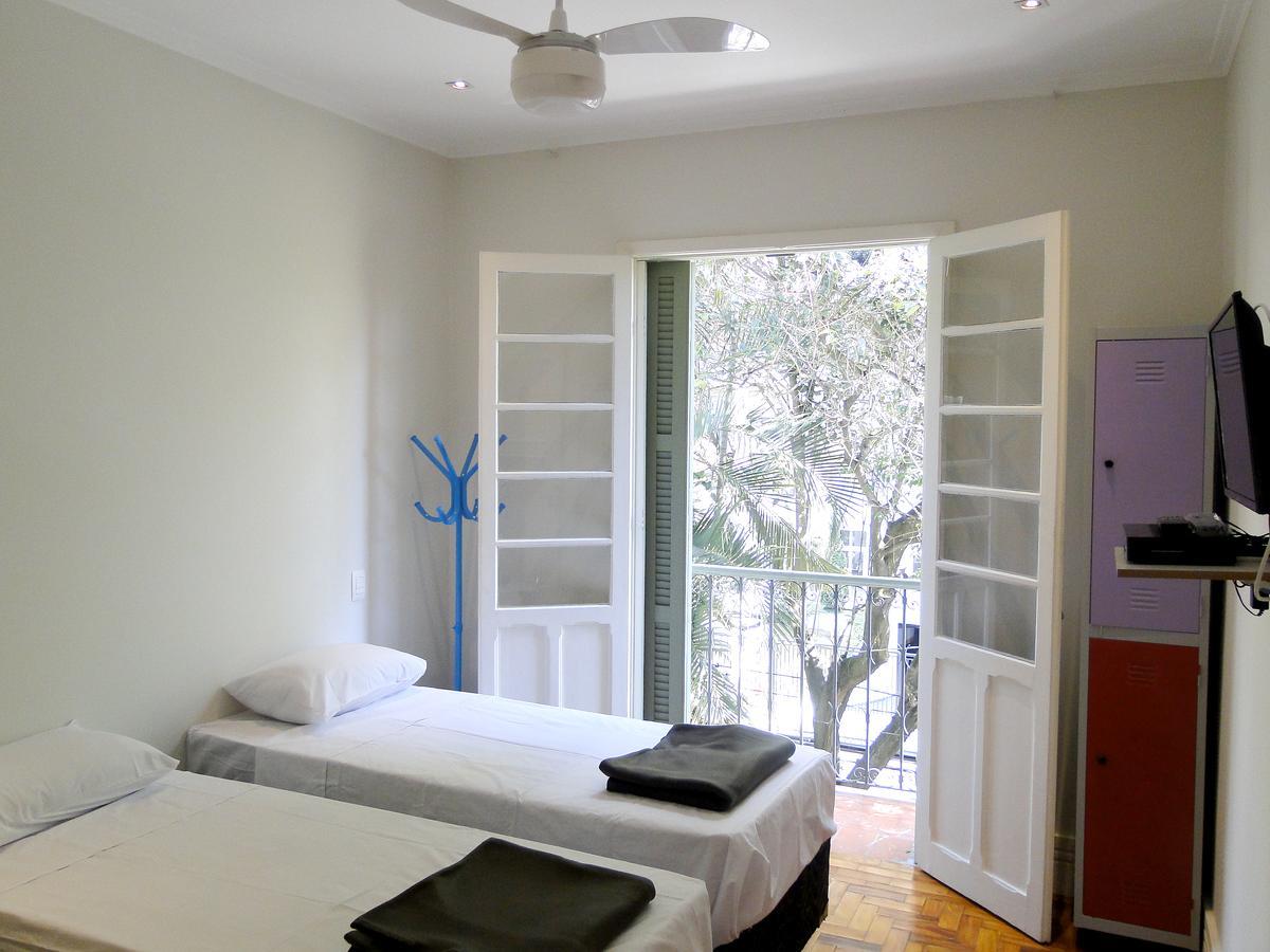 Jardins Village Hostel - Unidade Pinheiros サンパウロ エクステリア 写真