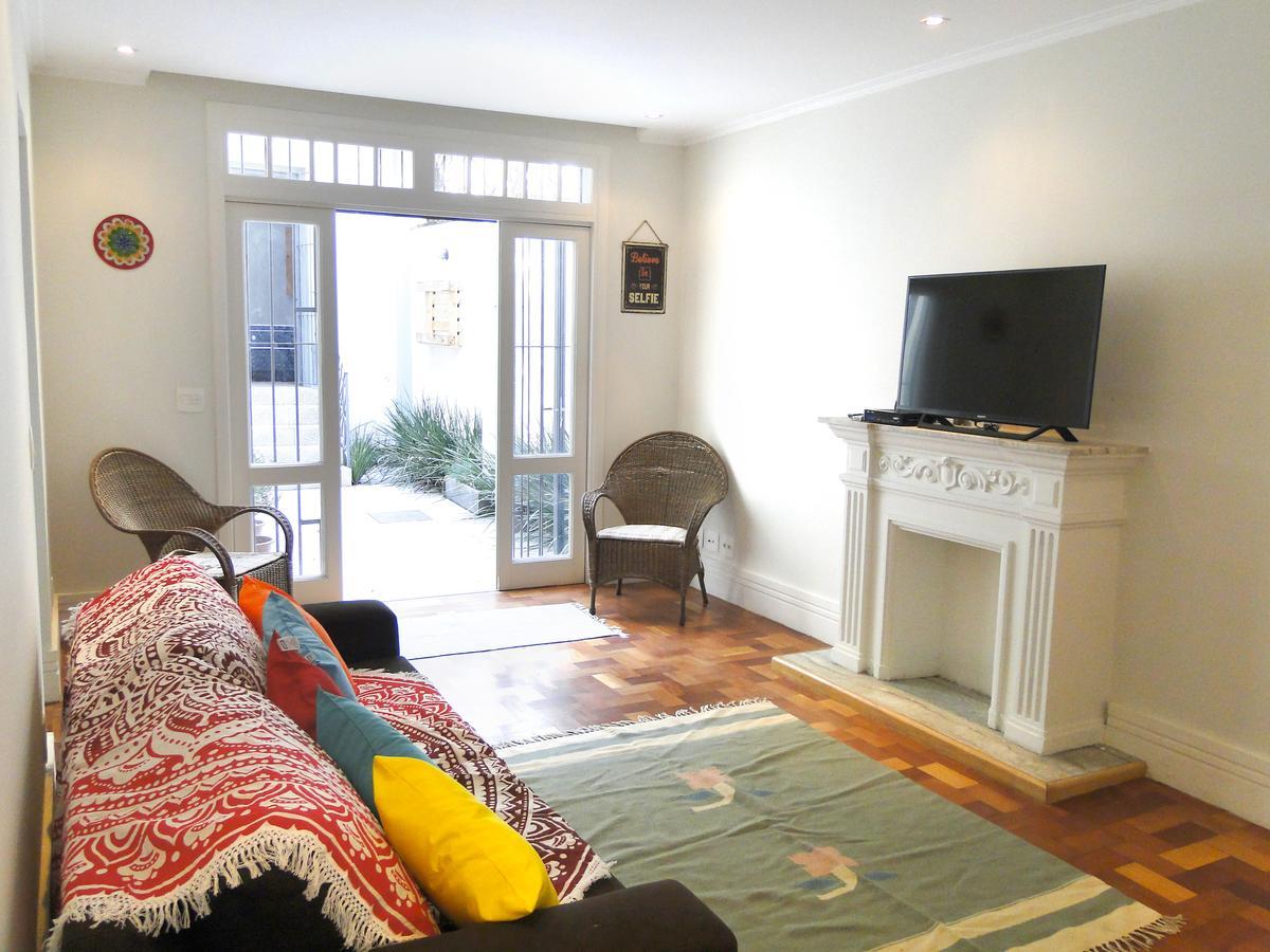Jardins Village Hostel - Unidade Pinheiros サンパウロ エクステリア 写真